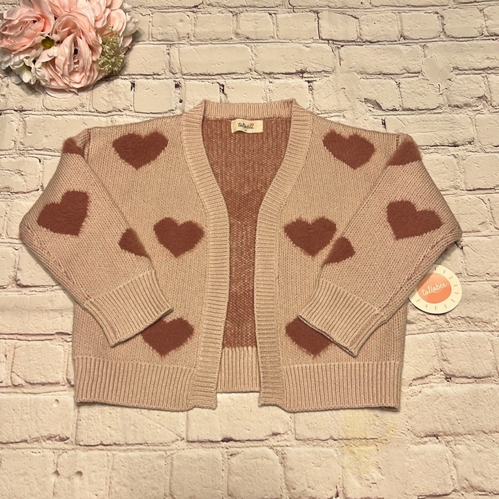 🌸 NWT Tullabee Heart Cardigan